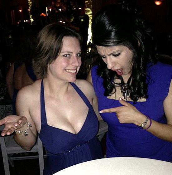 10 Cases Of Boob Envy That Ruin Friendships