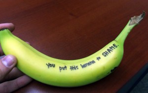 Modern Relationship Summed up into 10 Funny Love Notes