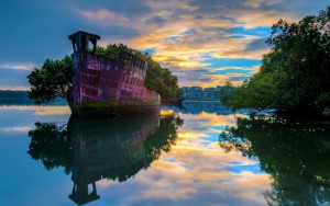 10 Incredible Sunken Ships Forgotten By People